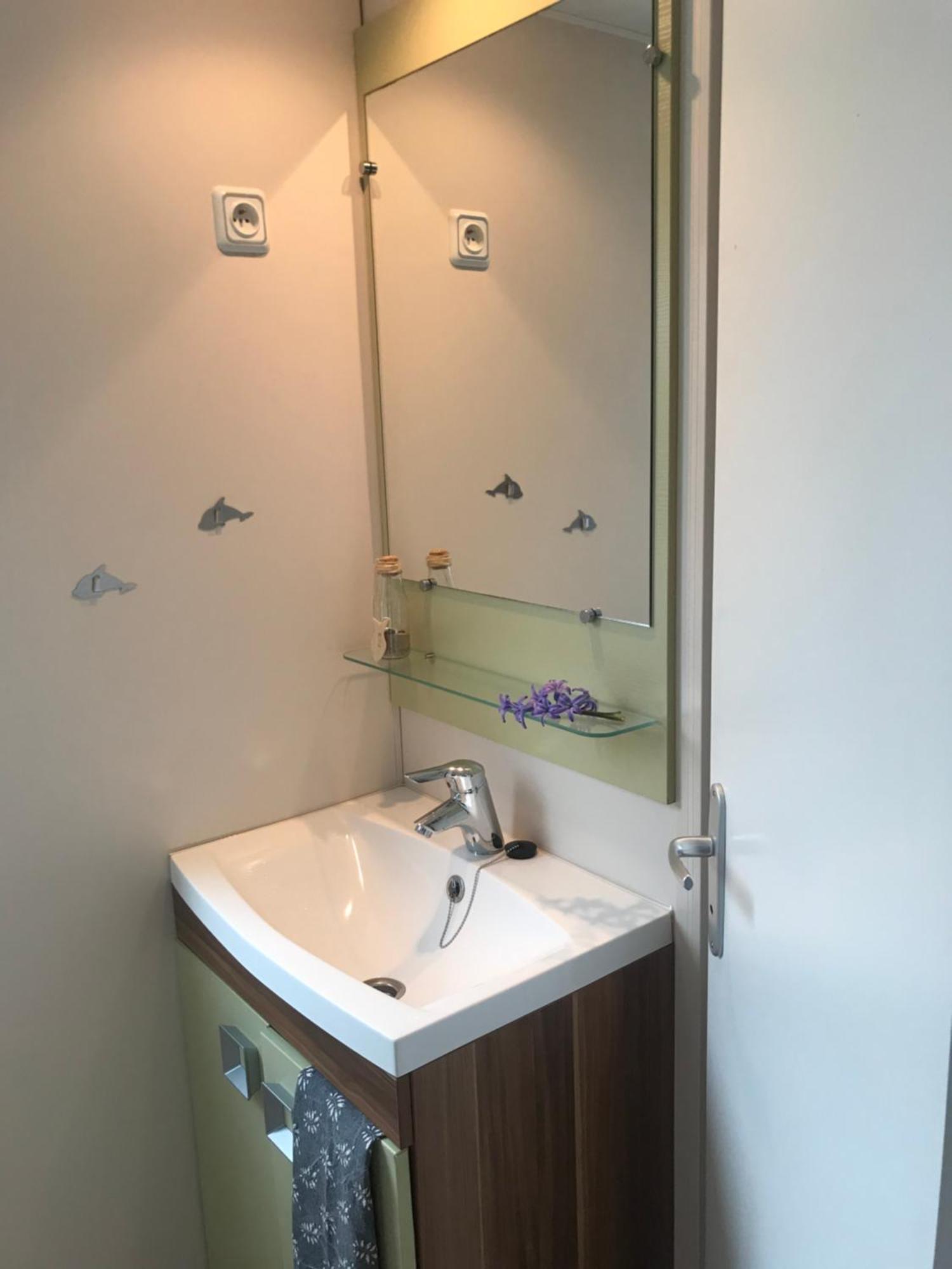 Montmartin-sur-Mer Mobil Home מראה חיצוני תמונה