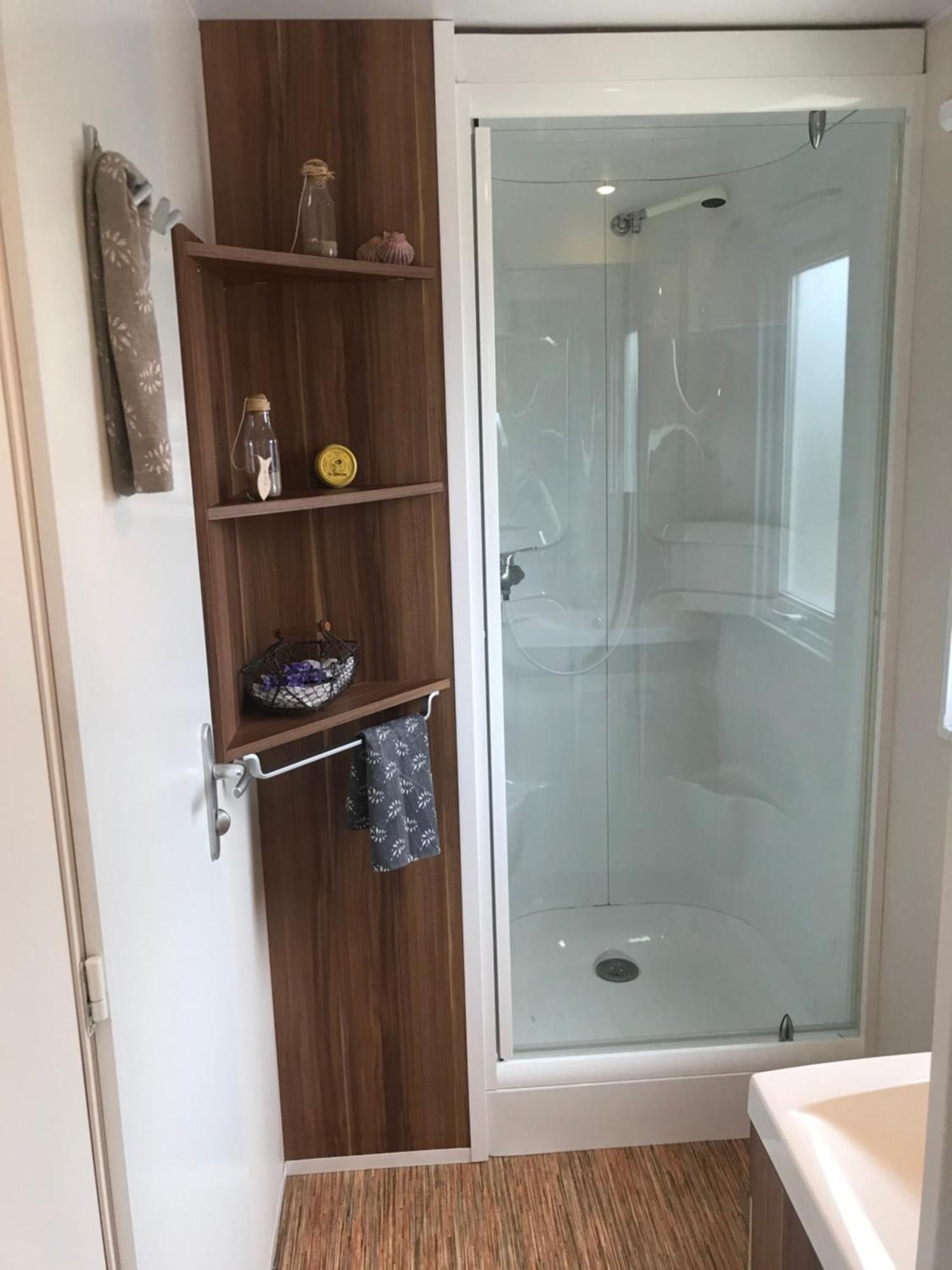 Montmartin-sur-Mer Mobil Home מראה חיצוני תמונה